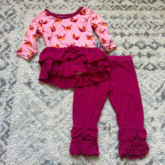 Kickee Pants Other - Kickee pants bamboo matching set size 0-3 months